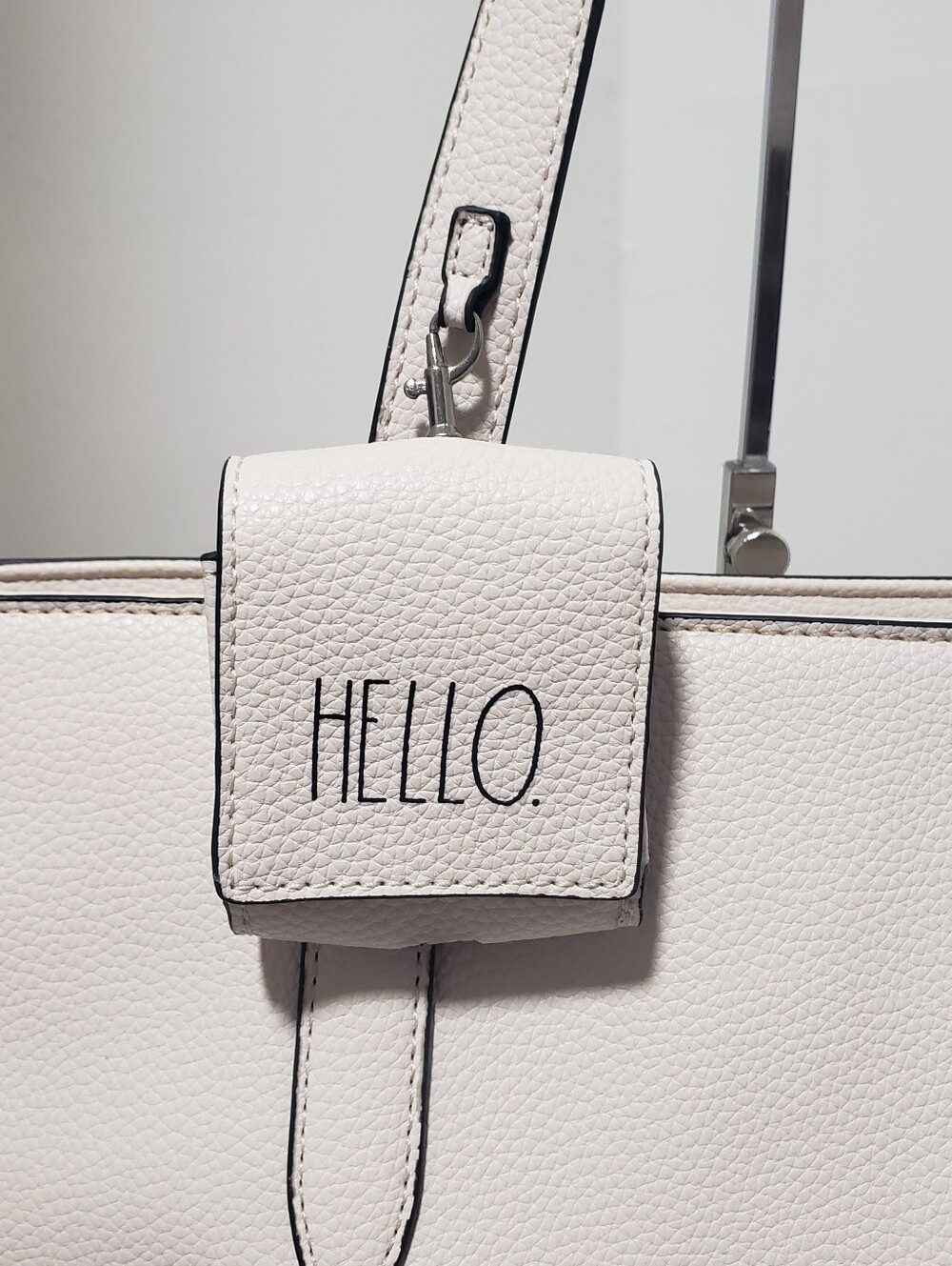 Rae Dunn White Pebbled Leather Large Tote Bag w/ Mini Bag Charm - Picture 2 of 13